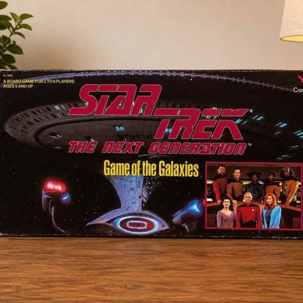 1993 Star Trek The Next Generation Game of the Galaxies Board Game Cardinal 2040